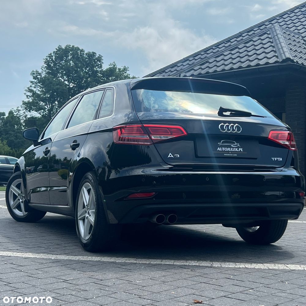 Audi A3 Sportback - 16
