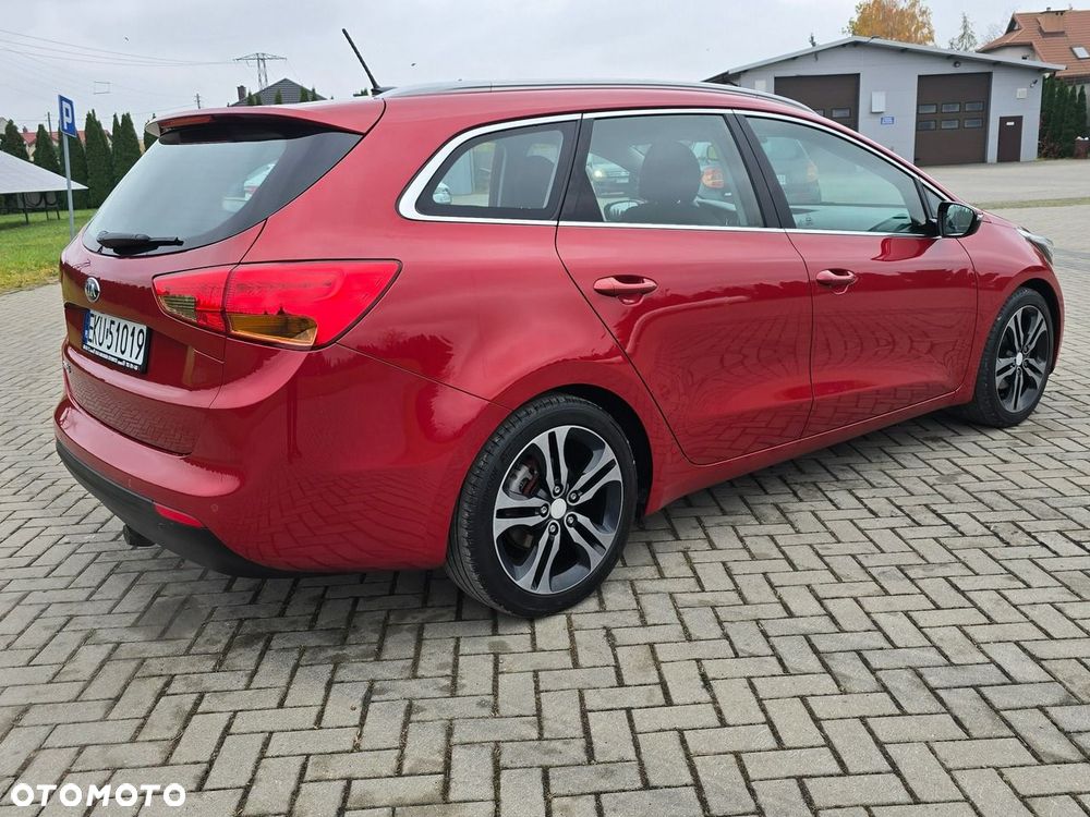 Kia Ceed - 9
