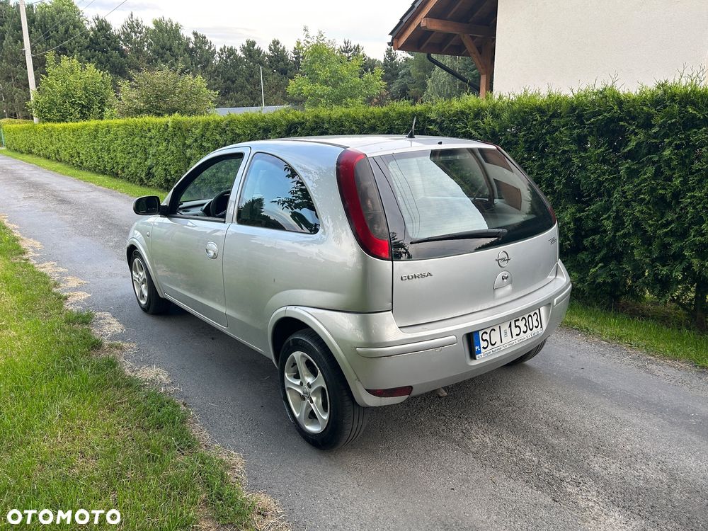 Opel Corsa - 4