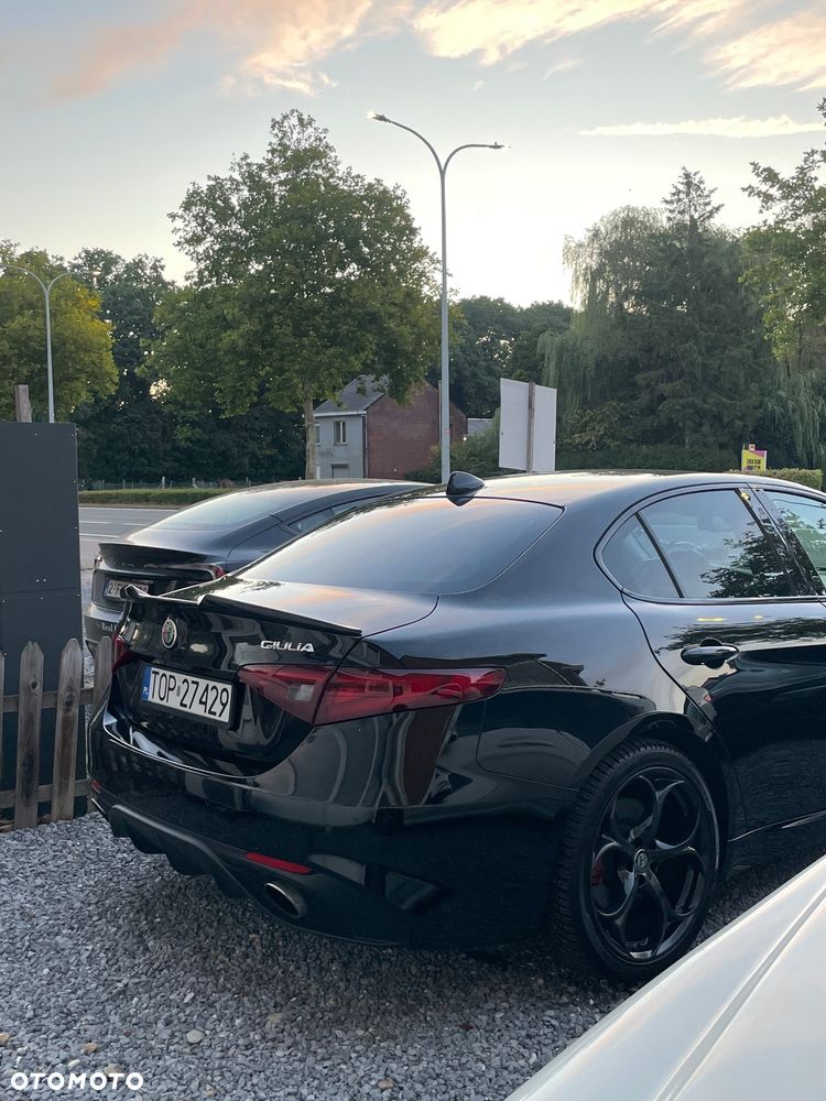 Alfa Romeo Giulia 2.0 Turbo Veloce TI Q4 - 25