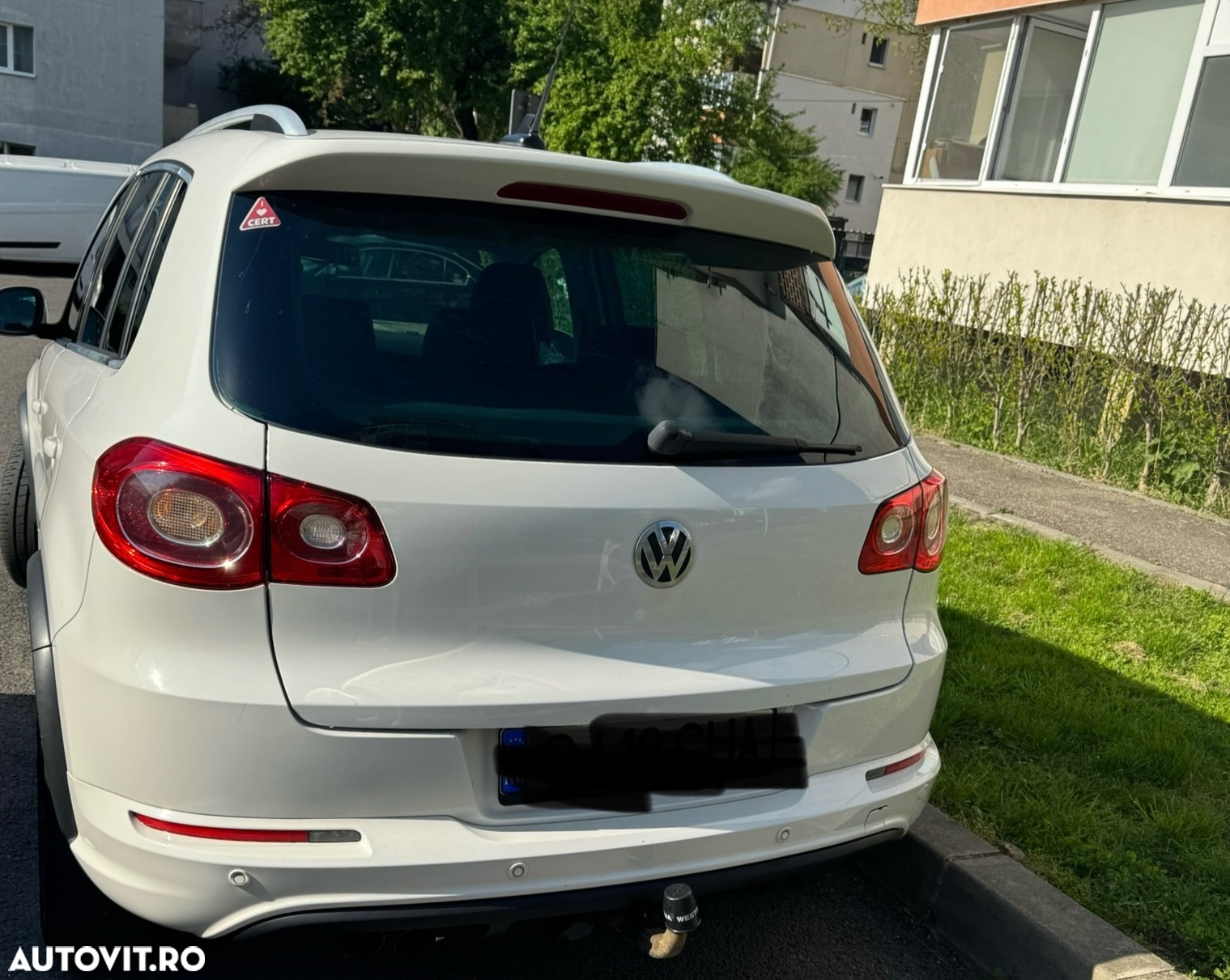 Volkswagen Tiguan 2.0 TDI 4Motion DSG Track & Field - 4