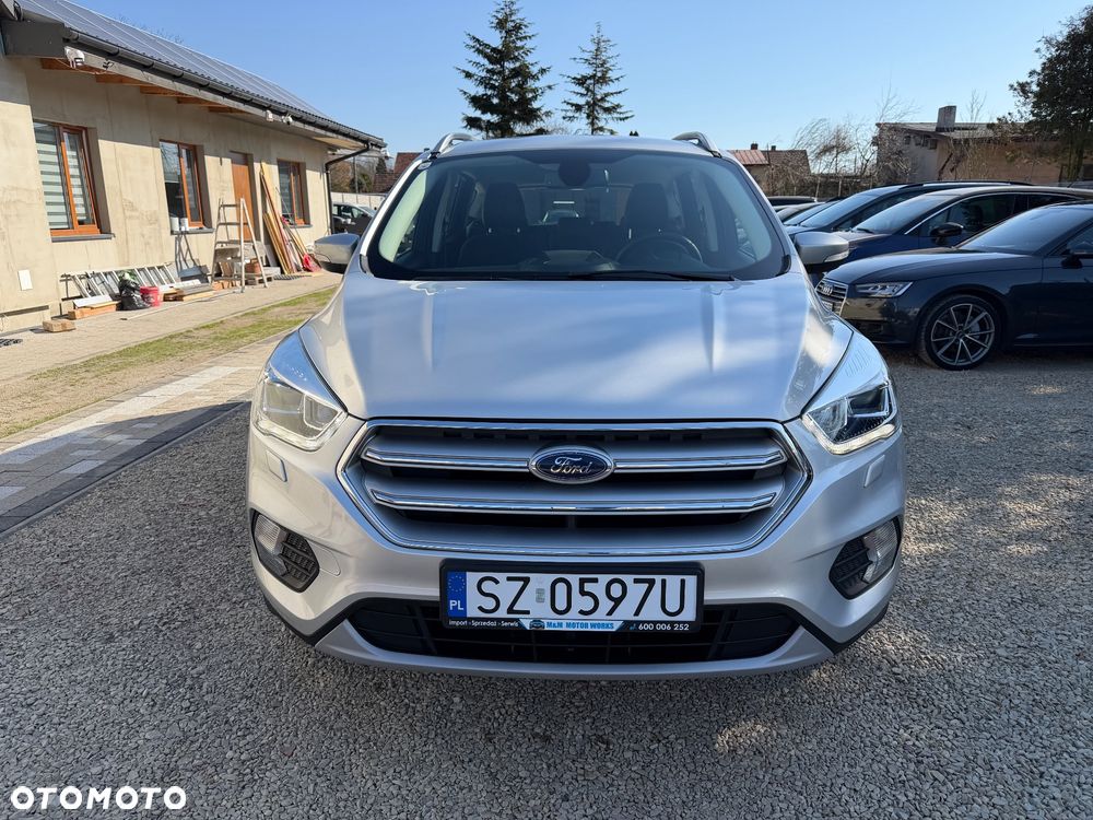 Ford Kuga 1.5 EcoBoost FWD Trend - 4