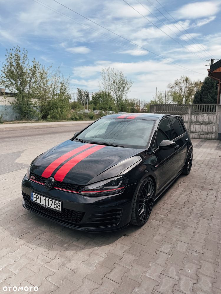 Volkswagen Golf - 4