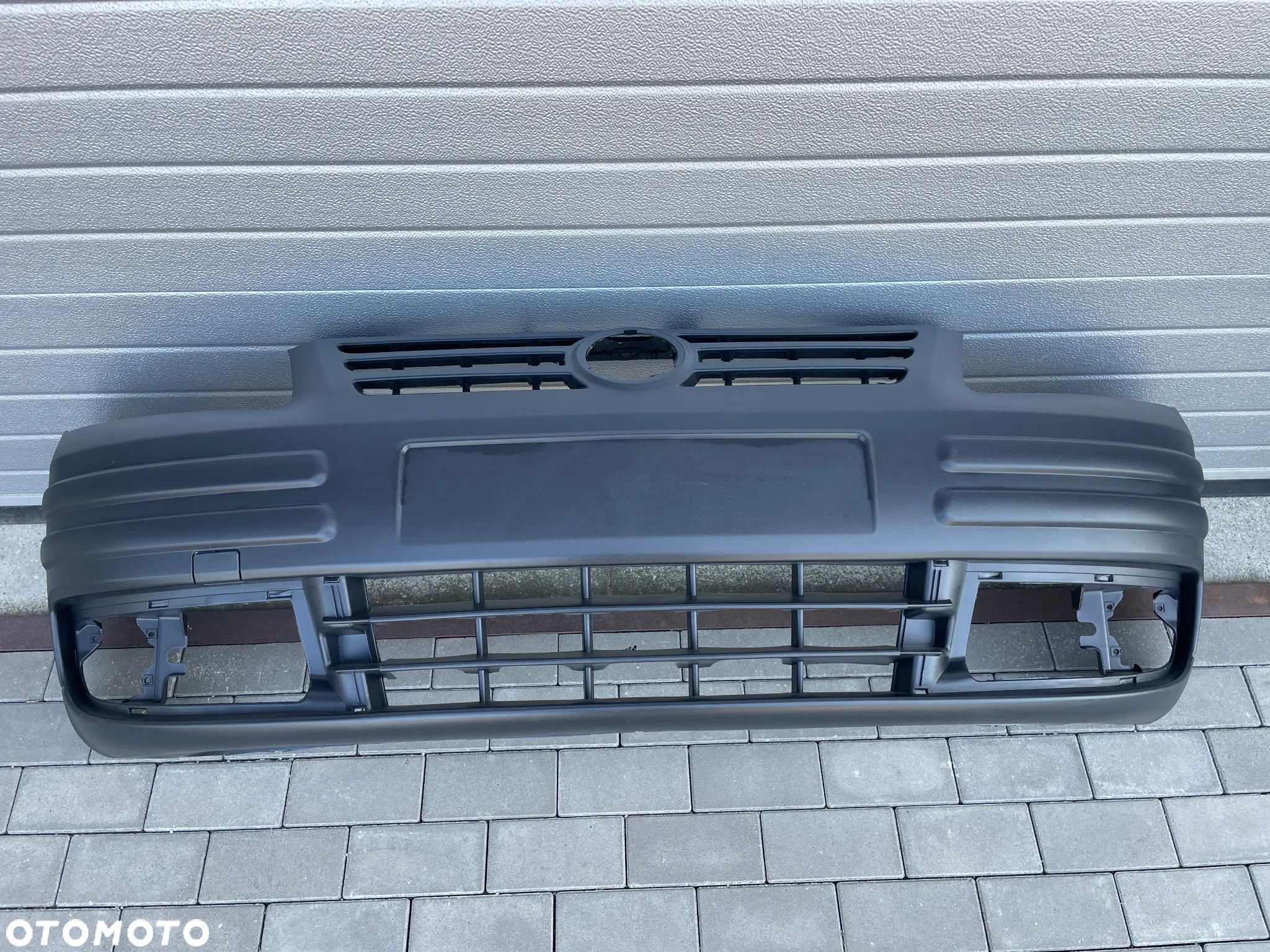 ZDERZAK PRZEDNI VW CADDY III  2004-2010 - NOWY CZARNY - 1