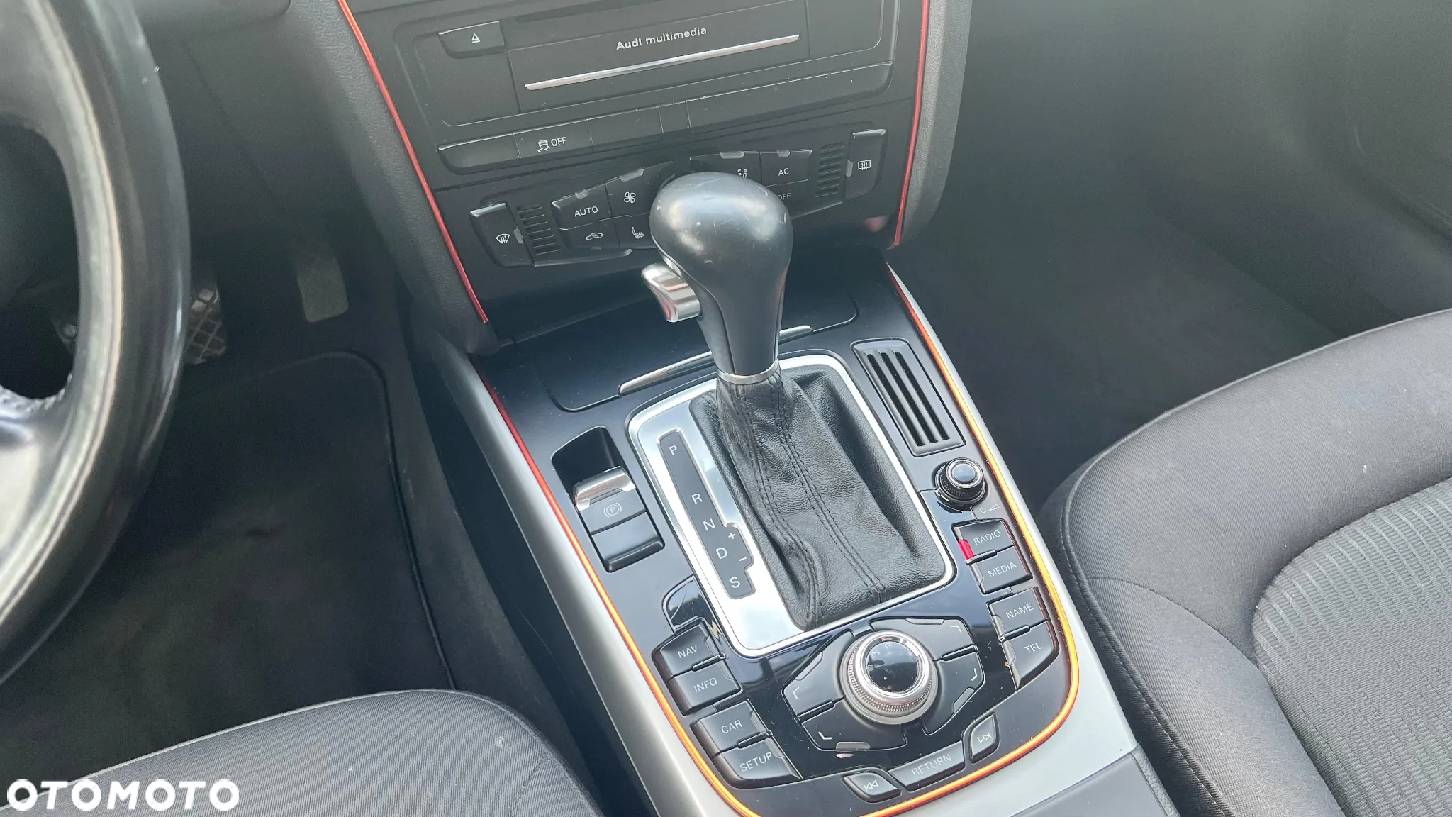 Audi A4 2.0 TDI Multitronic - 23