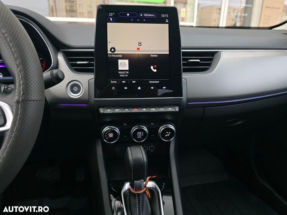 Renault Arkana MHEV 160 EDC Techno - 21
