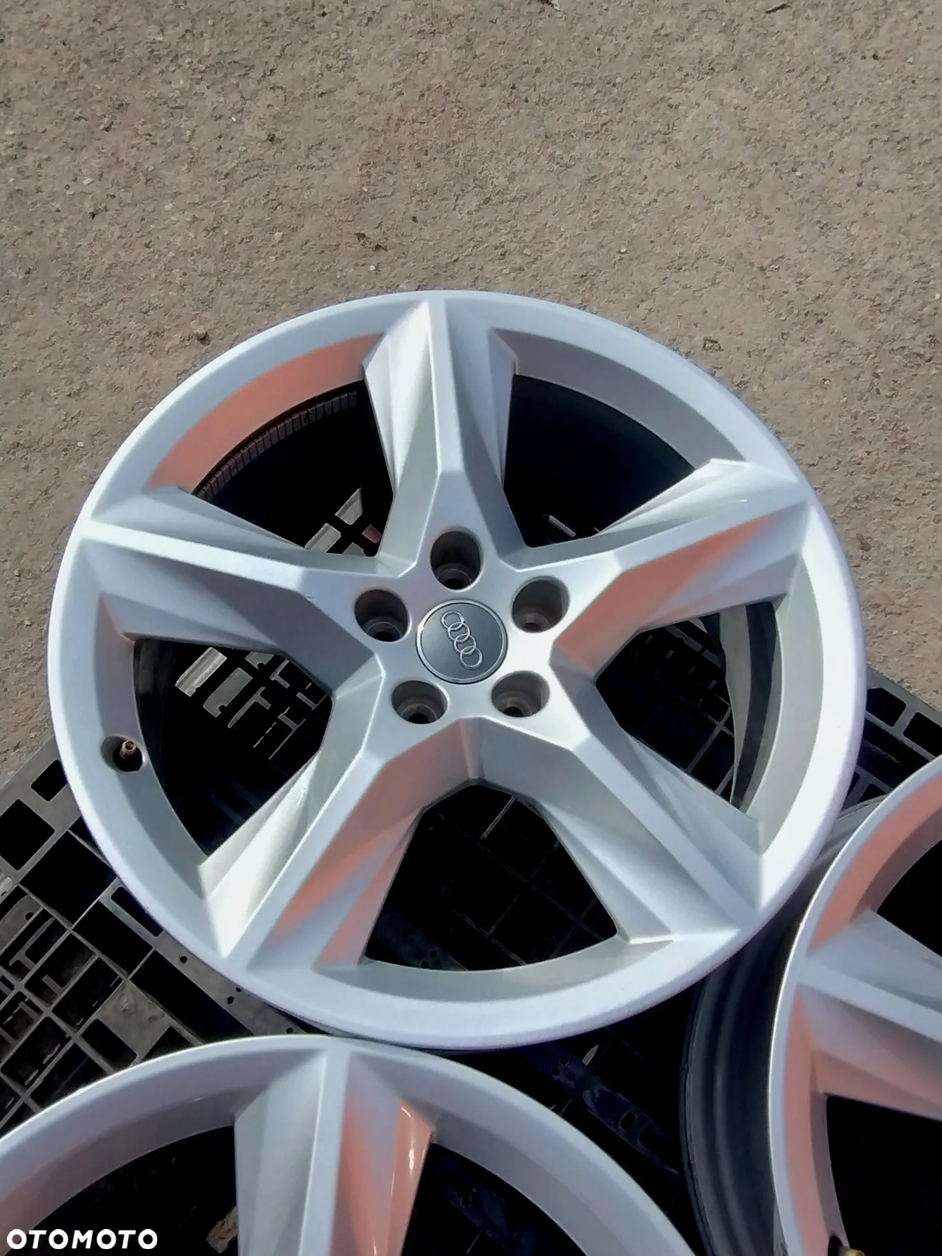 5x112 Felgi Aluminiowe Alufelgi 19 AUDI 4M0 A7 A5 A6 C6 C7 C8 A8 D2 D3 D4 D5 Q5 Q7 Q3 A4 B7 B8 B9 Legnica ALU-RAD SKODA VW SEAT - 9