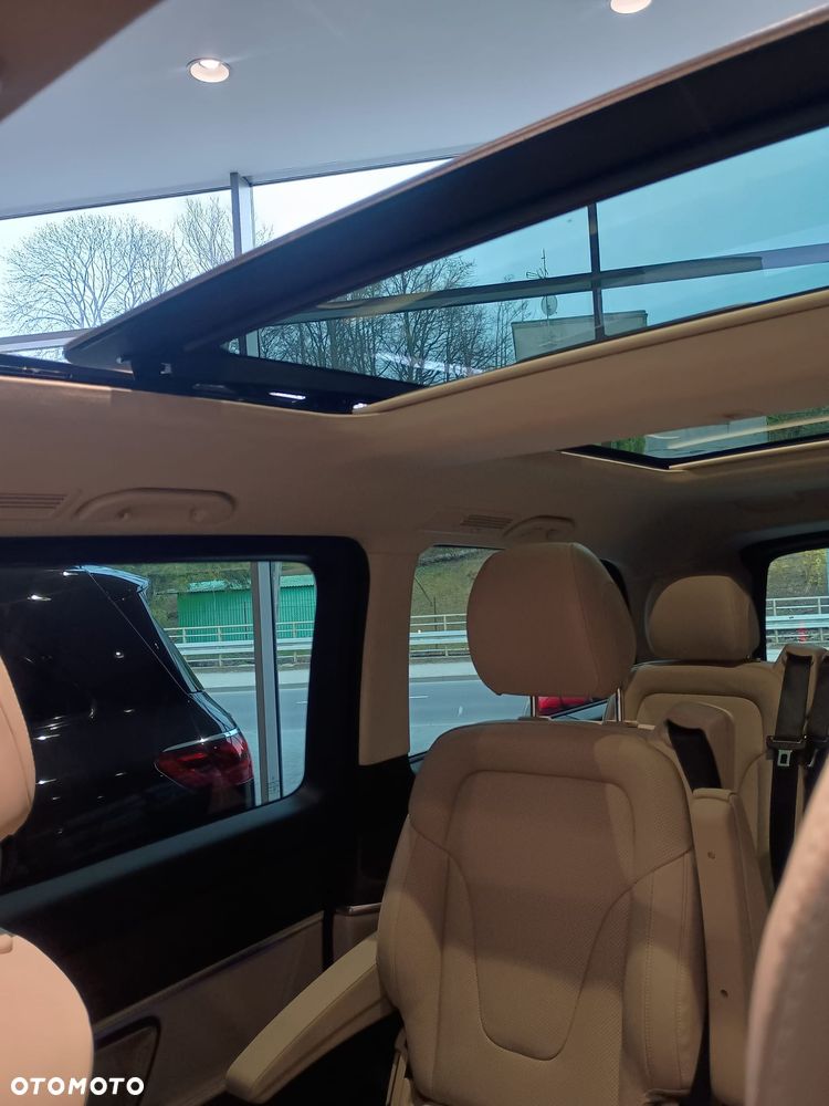 Mercedes-Benz Klasa V 300 d 4-Matic Exclusive 9G-Tronic (d³ugi) - 22