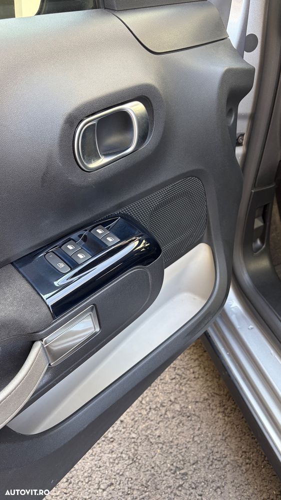 Citroën C3 1.2 PureTech S&S EAT6 Shine - 11