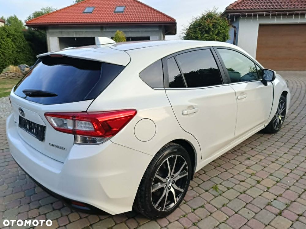 Subaru Impreza 1.6i Lineartronic Exclusive - 11