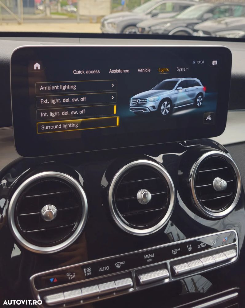 Mercedes-Benz GLC 300 e 4MATIC - 23