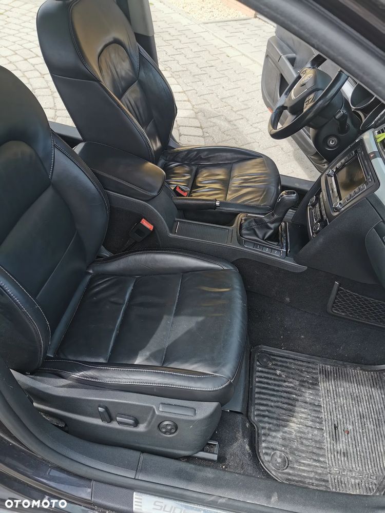 Skoda Superb 2.0 TDI 4x4 Platinum - 11