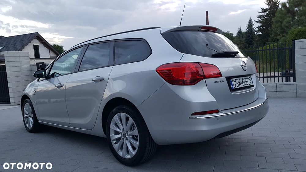 Opel Astra 1.4 T Edition 150 - 4