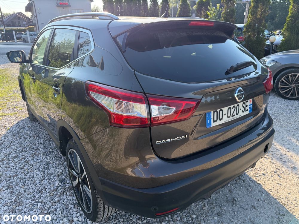 Nissan Qashqai 1.2 DIG-T Xtronic TEKNA+ - 4