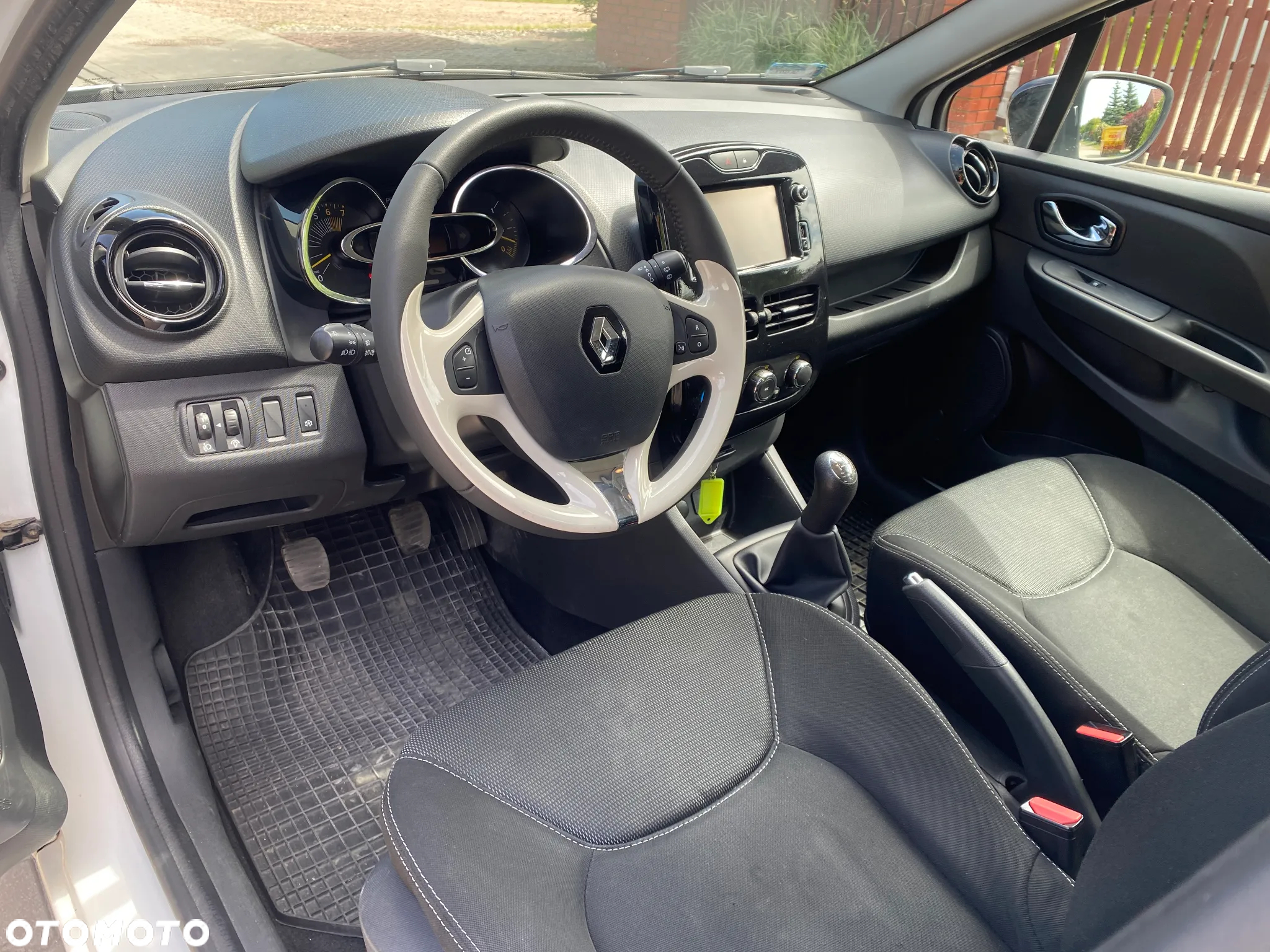 Renault Clio 0.9 Energy TCe Limited EU6 - 7