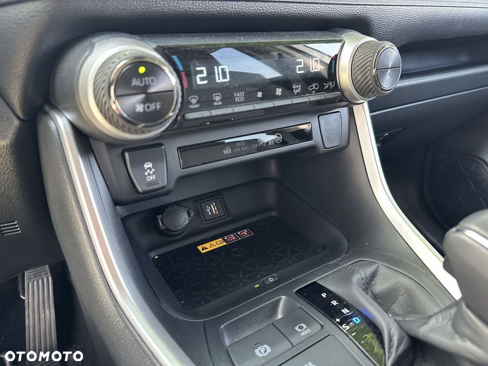 Toyota RAV4 - 15
