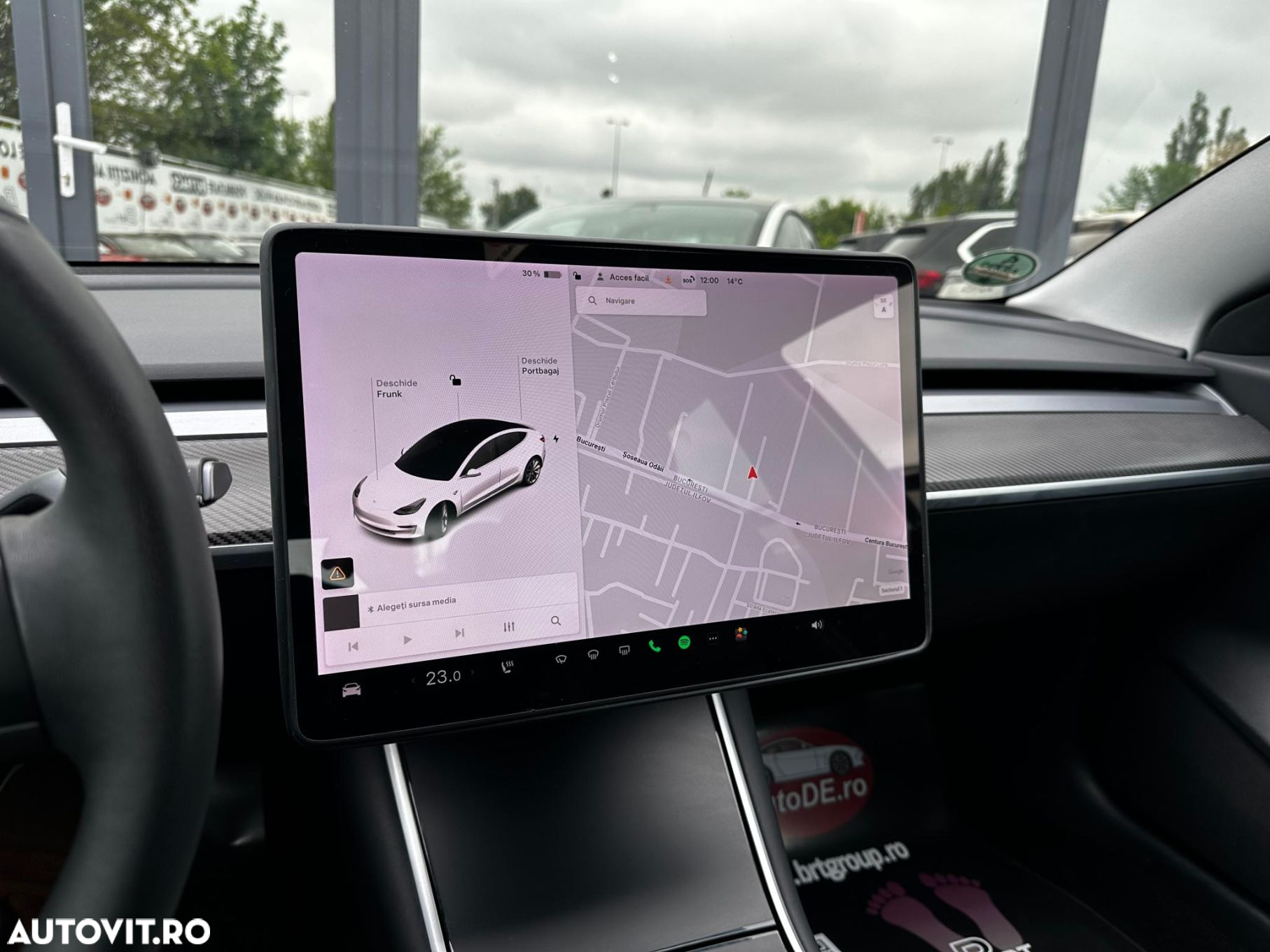 Tesla Model 3 - 12