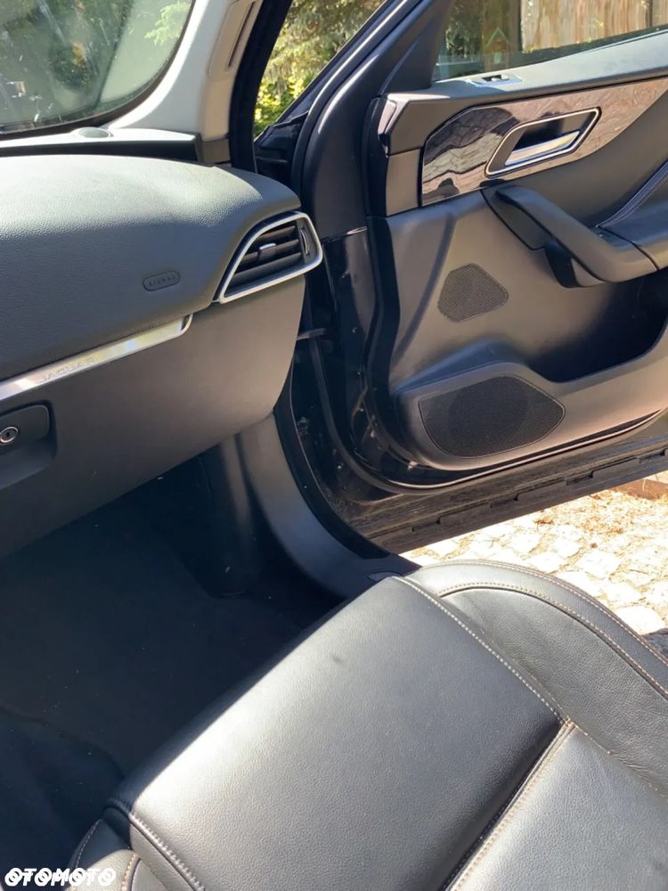Jaguar F-Pace 2.0 i4D AWD Portfolio - 8
