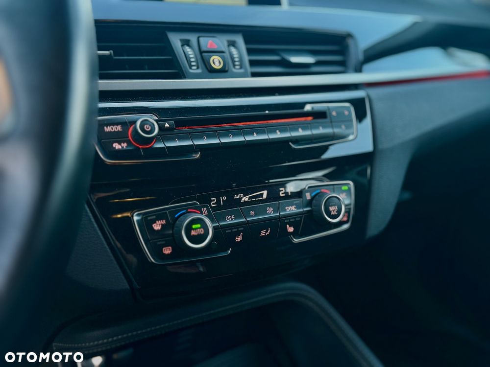 BMW X1 xDrive18d - 26