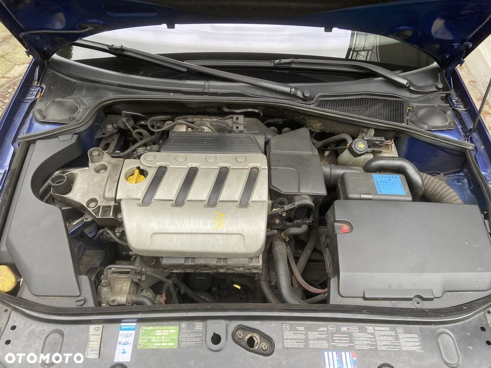 Renault Laguna 2.0 16V Avantage - 2