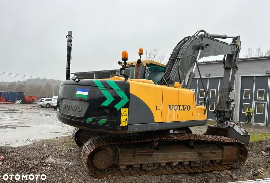 Volvo EC 210 CL - 3