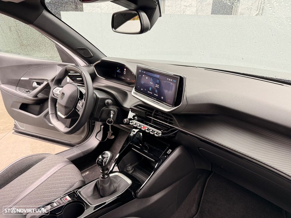 Peugeot 2008 1.2 PureTech Allure - 15