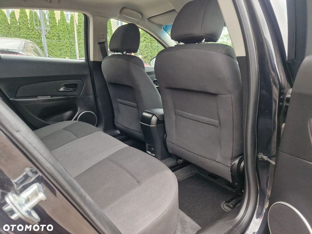 Chevrolet Cruze 1.6 LT+ - 20