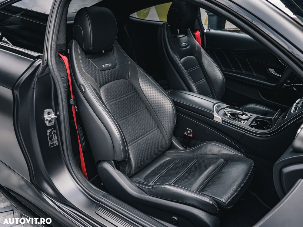 Mercedes-Benz C 63 AMG Coupe Aut. - 30