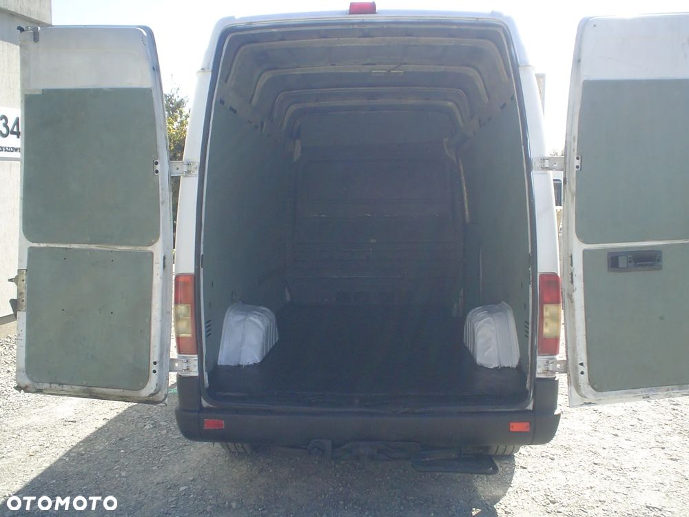 Mercedes-Benz SPRINTER - 7