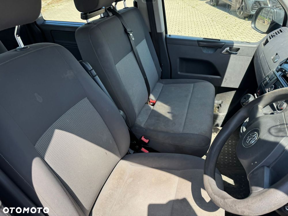 Volkswagen CARAVELA T5 - 18