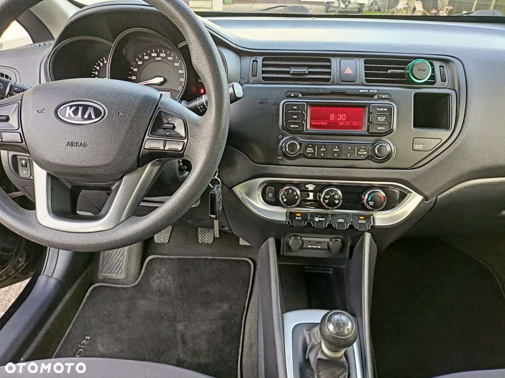 Kia Rio - 13