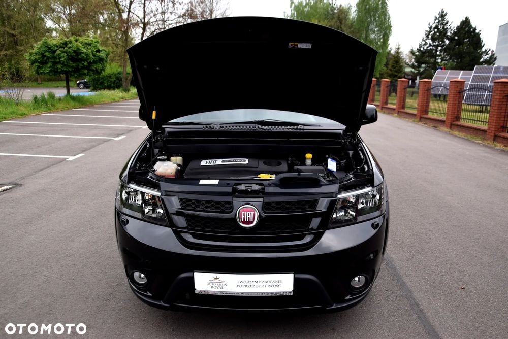 Fiat Freemont 2.0 Multijet Black Code AWD - 12