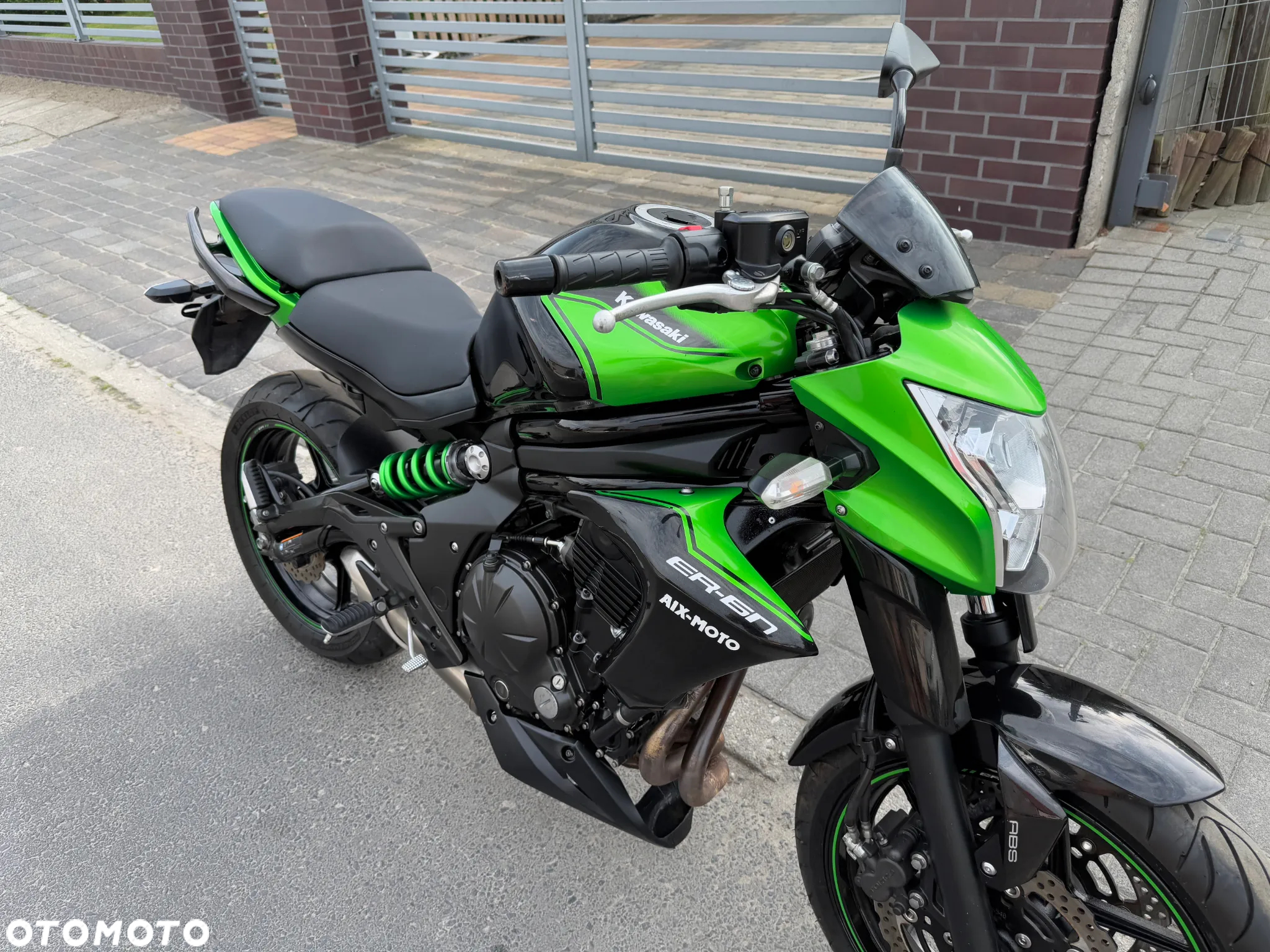 Kawasaki ER - 22