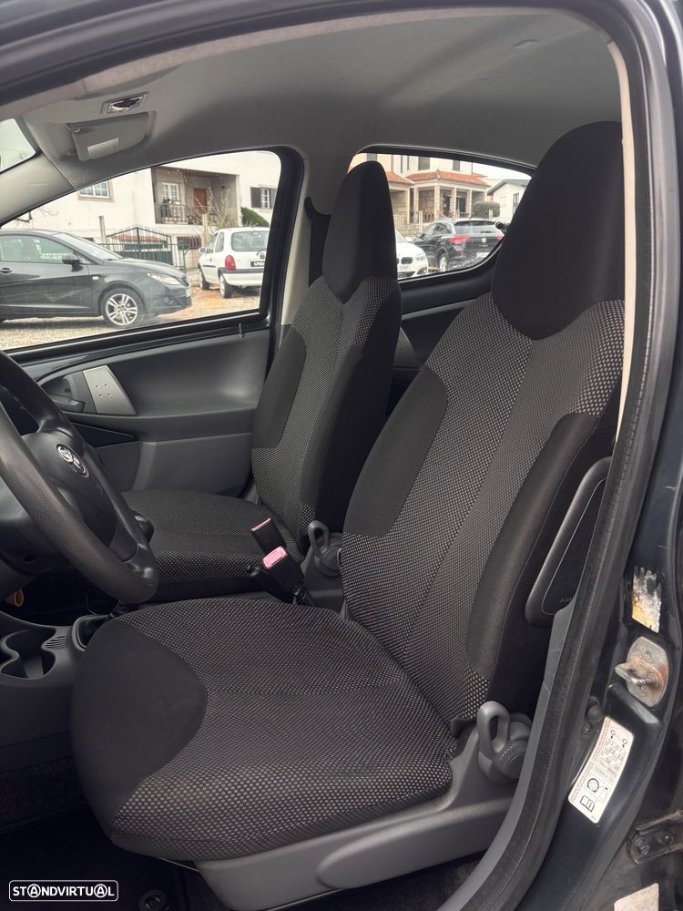 Toyota Aygo 1.0 Style Pack - 10