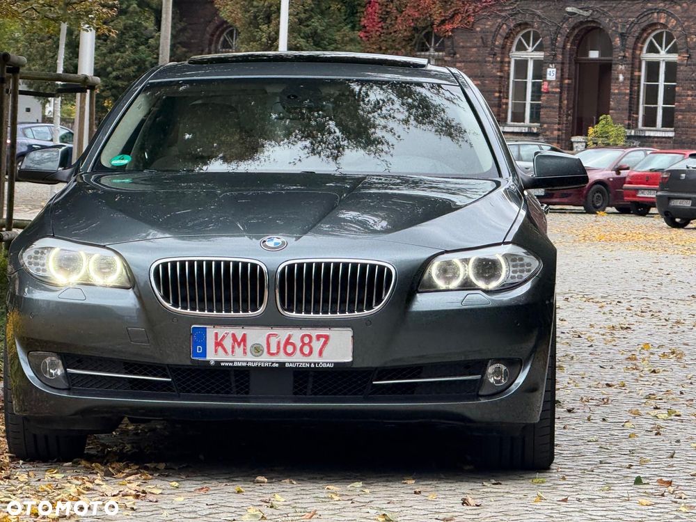 BMW Seria 5 528i Sport-Aut - 7