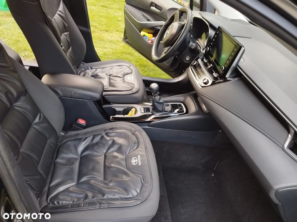 Toyota Corolla - 11