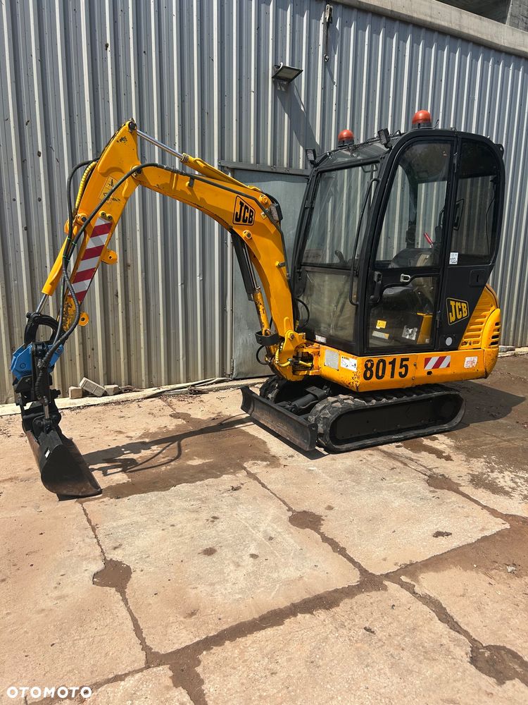 JCB 8015 - 1