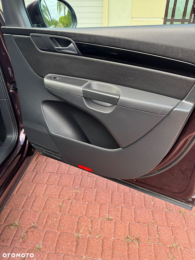 Volkswagen Sharan 2.0 TDI BMT 4Mot Highline DSG - 17