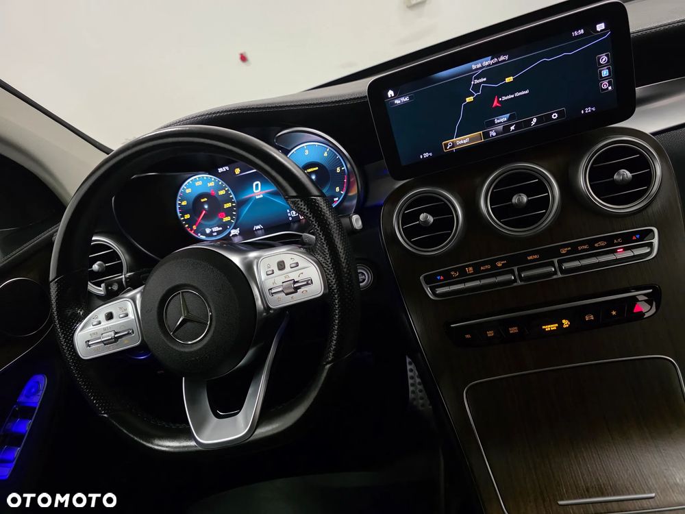 Mercedes-Benz GLC 220 d 4Matic 9G-TRONIC AMG Line Plus - 8