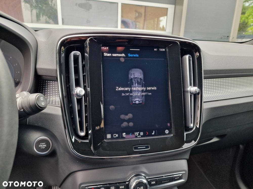 Volvo XC 40 - 39