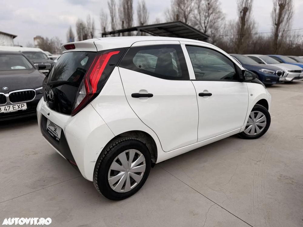Toyota Aygo 1.0 VVY-I 5 usi X-connect - 6