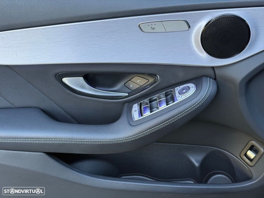 Mercedes-Benz C 300 de AMG Line - 26