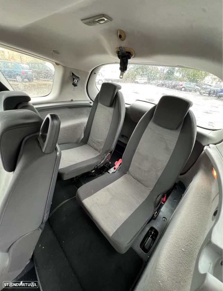 Renault Grand Scénic - 9