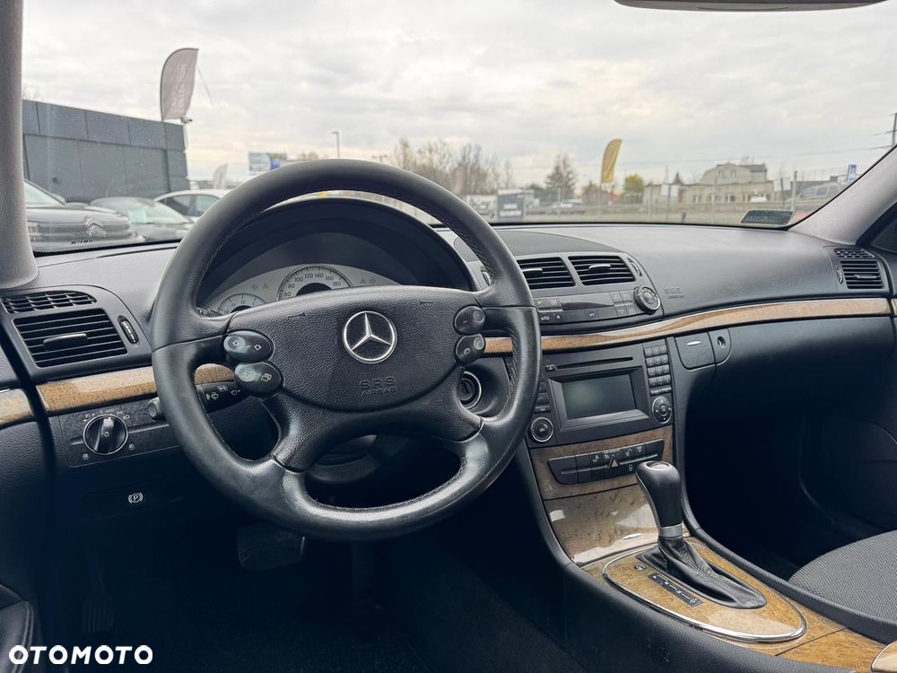 Mercedes-Benz Klasa E - 11