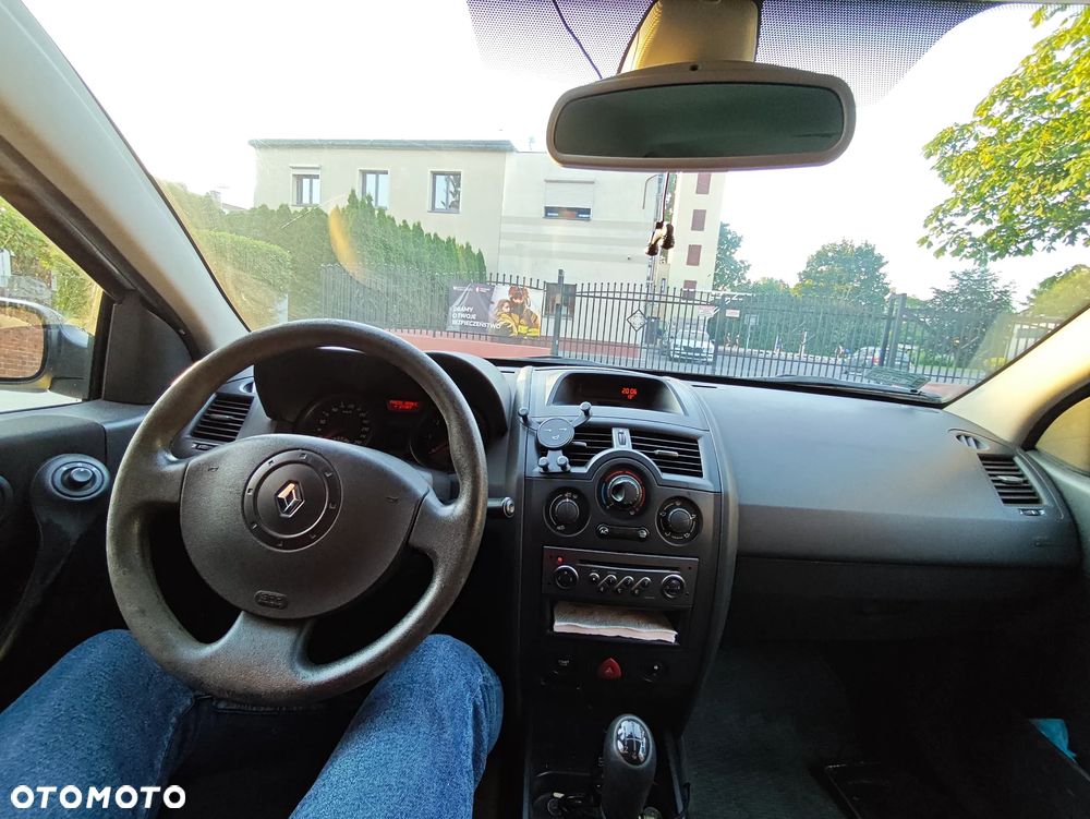 Renault Megane 1.4 Pack Expression - 6