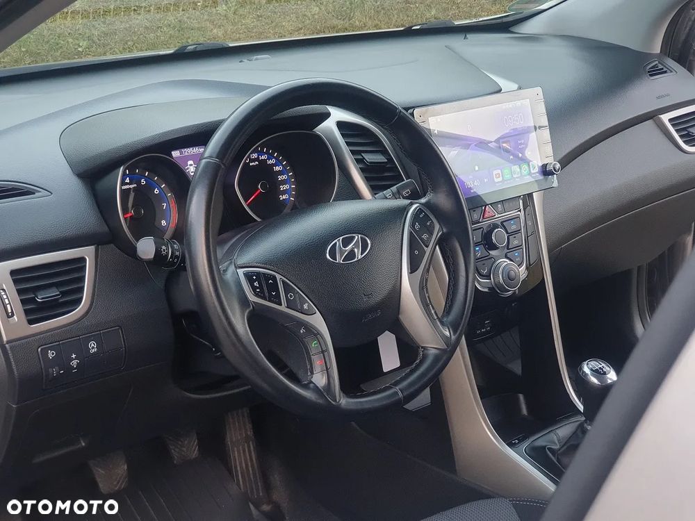 Hyundai i30 1.4 YES - 11