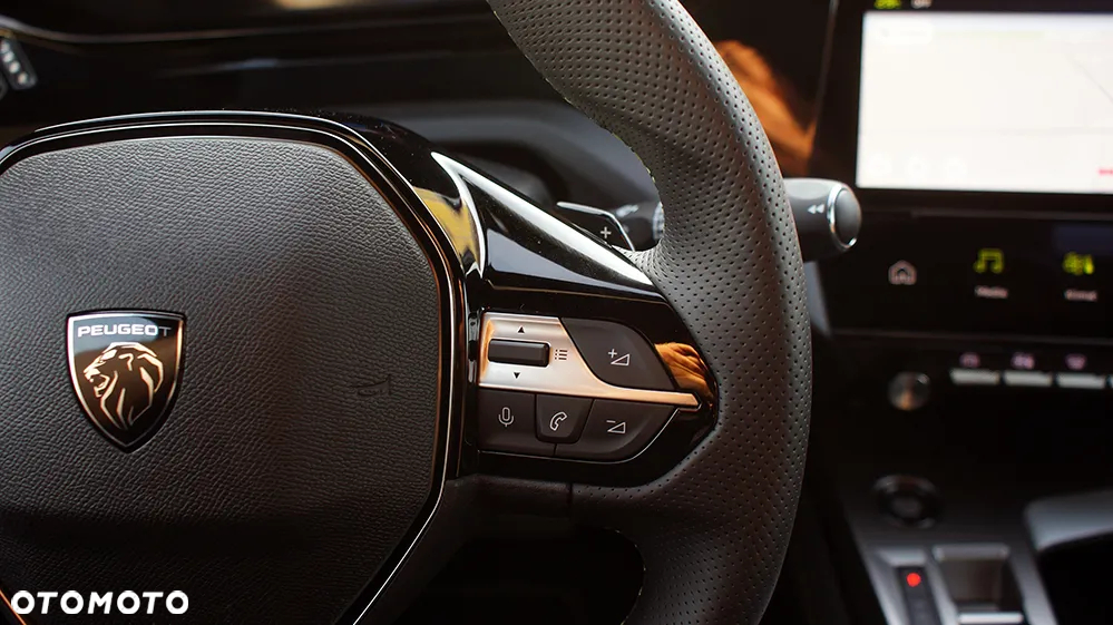 Peugeot 308 Hybrid 180 e-EAT8 Allure - 17