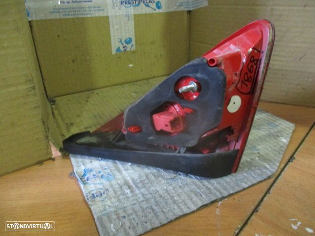 Farol Tras 9683460980 PEUGEOT 3008 2009 5P TD - 1