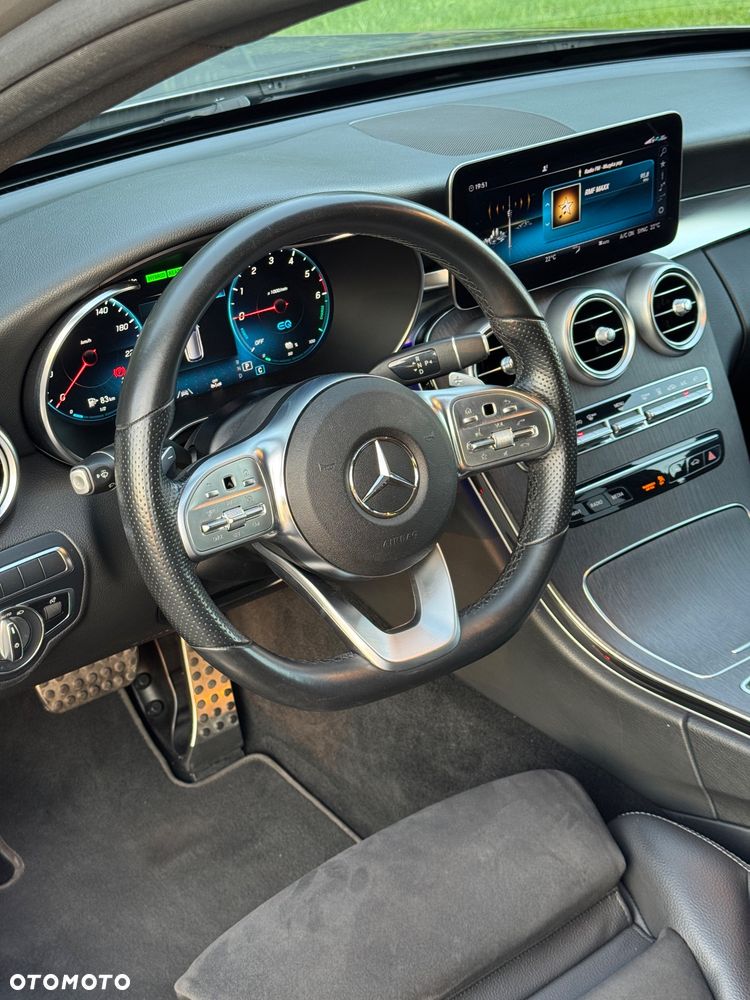 Mercedes-Benz Klasa C 300 e 9G-TRONIC AMG Line - 25