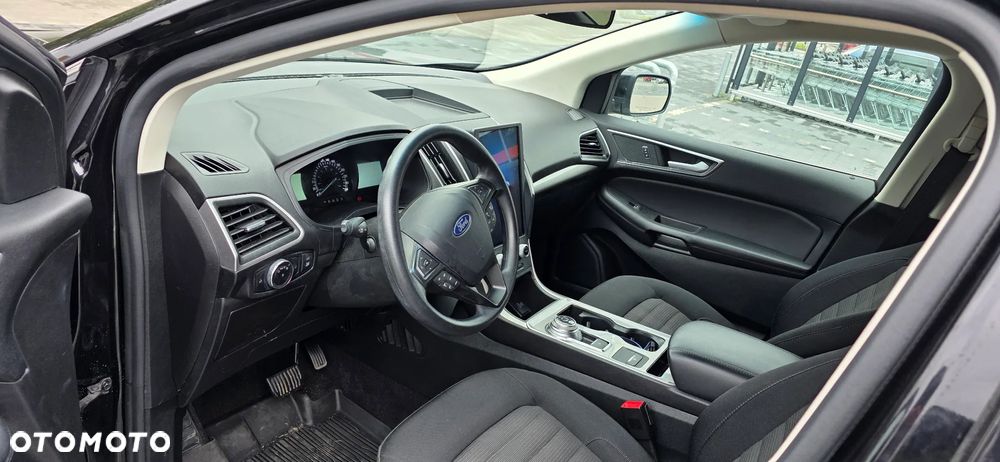 Ford Edge - 18